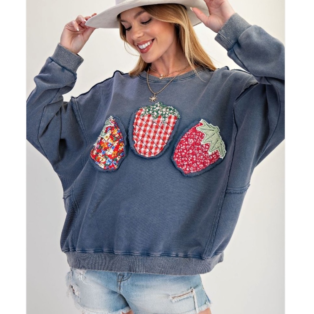 Fresh Pick Fruit Patch Pullover Top Strawberry Pa… - image 1